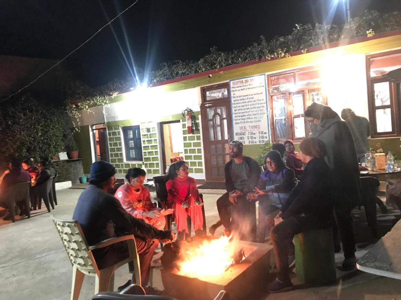 Maa Anand Mayee Guest House Panuānaula Eksteriør bilde